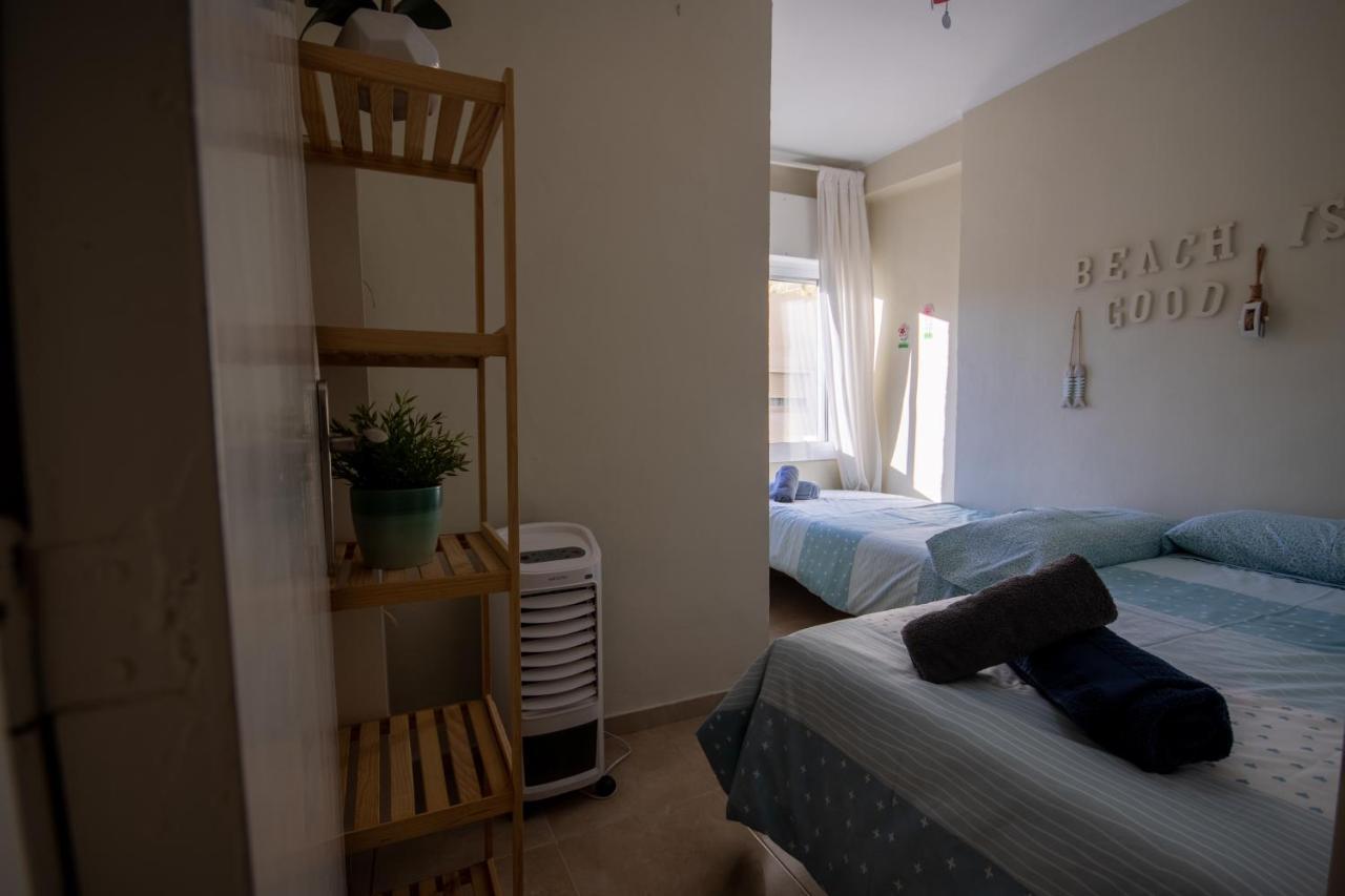 Apartamento La Traina Apartman Torre Del Mar Kültér fotó
